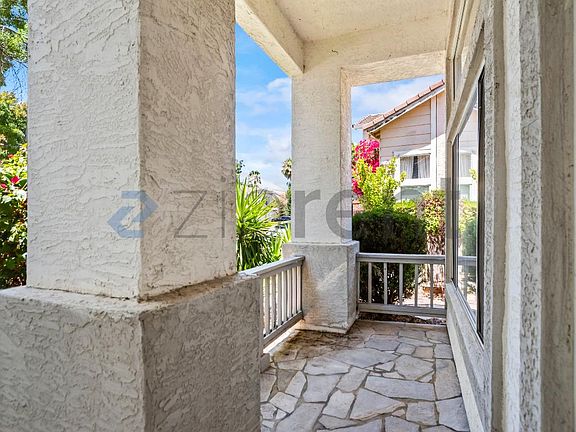 4th image of 2041 Asilomar Dr