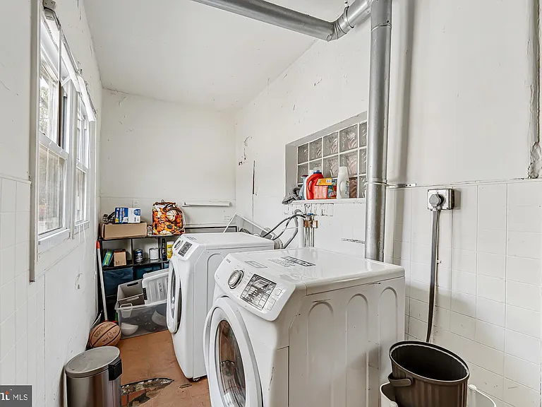 4011 Pine St — Photo 21