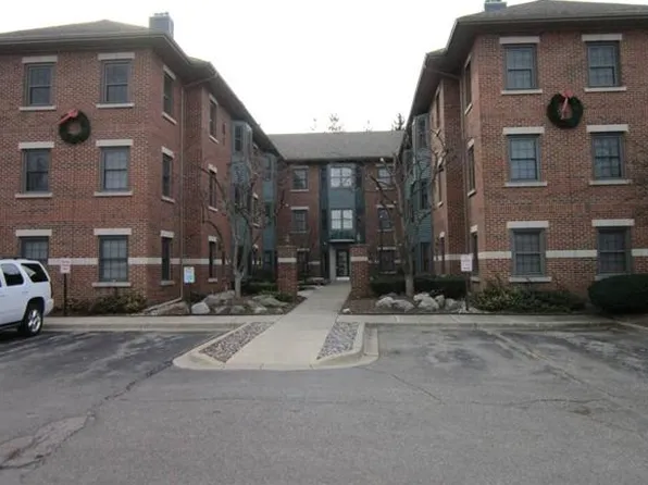 33125 Orchard St #1, Farmington, MI 48336