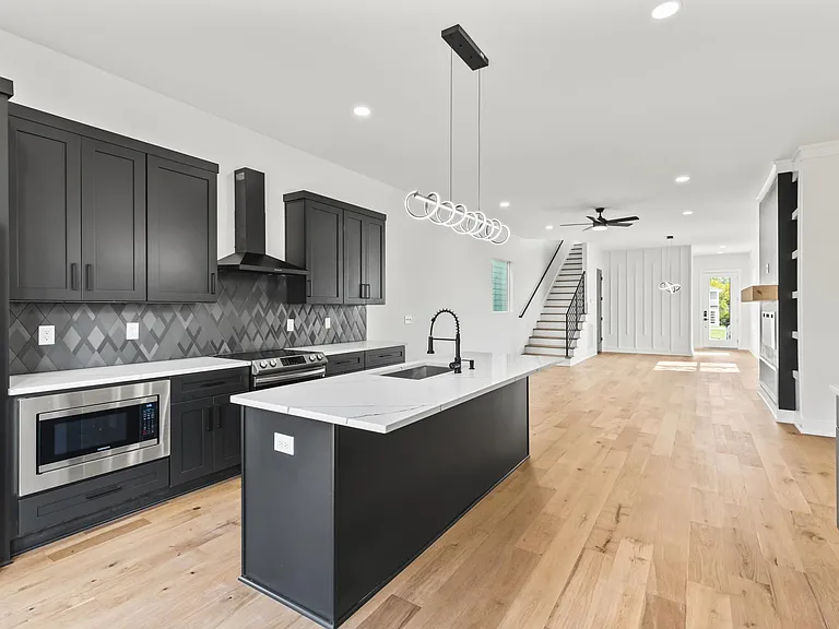 2107 Courtney Ave #A — Photo 11