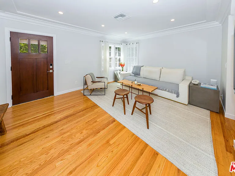 4182 Jackson Ave — Photo 5