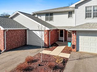 2559 Telluride Trl APT B, Green Bay, WI 54313