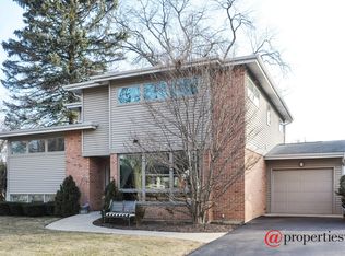 651 Timber Hill Rd, Deerfield, IL 60015