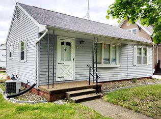 400 Columbian Blvd, Armstrong, IA 50514