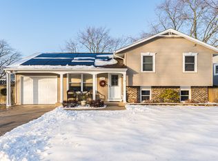 380 Belden Ave, Glendale Heights, IL