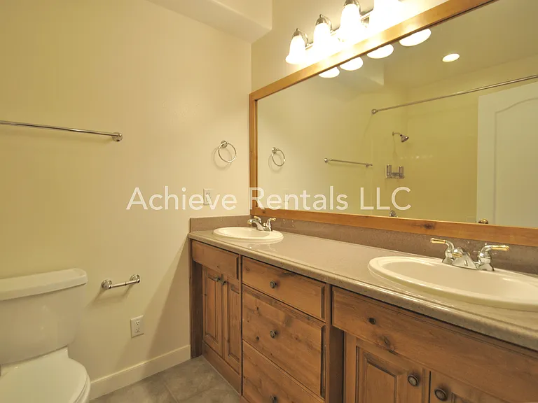 1035 N 130 W #100 — Photo 15