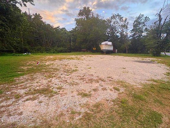 2nd image of 32951 Old Ocean City Rd