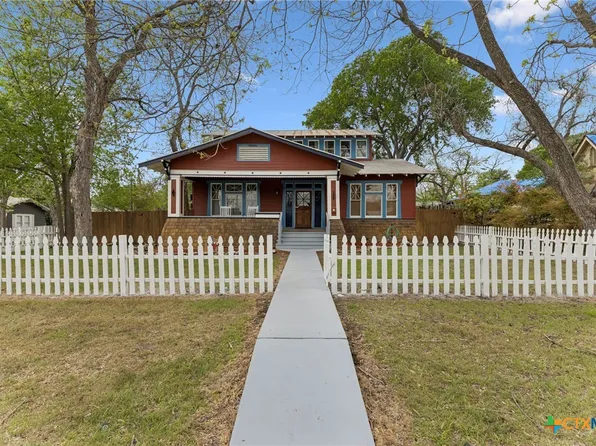 292 S Gilbert Ave, New Braunfels, TX 78130