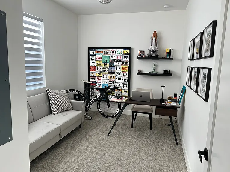 300 E 4th St #402 — Photo 45