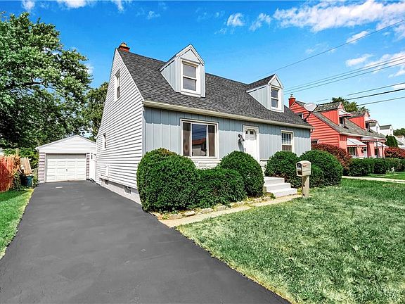 2nd image of 248 Ellen Dr