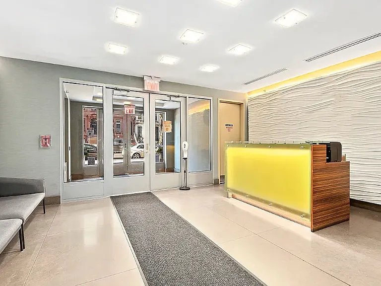 545 Washington Ave #508 — Photo 14