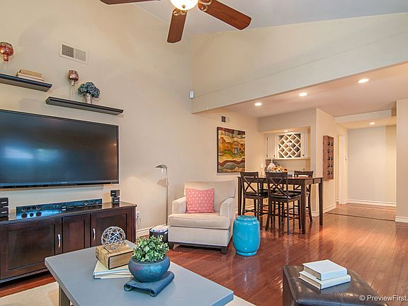 5th image of 5550 Calle Miramar