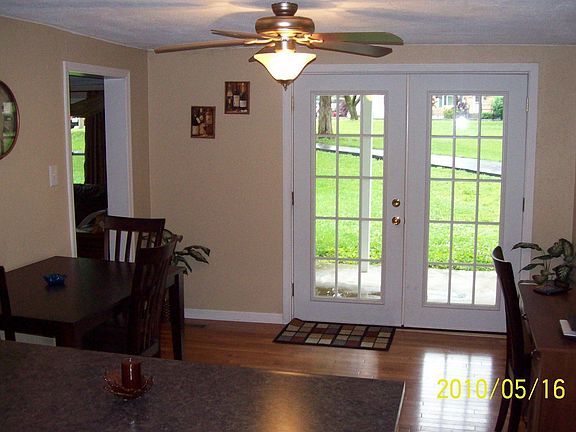 4th image of 1648 W Highview Dr
