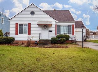 20265 Orchard Grove Ave, Rocky River, OH 44116
