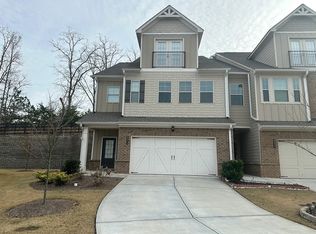 2210 Manor Pointe Dr, Cumming, GA 30041
