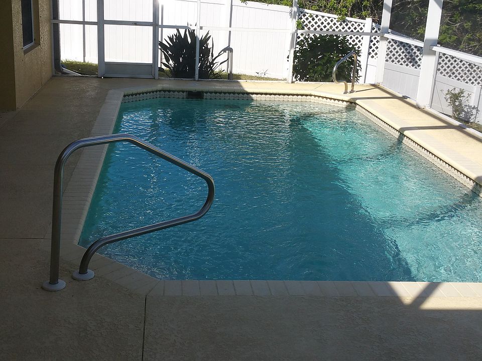 1st image of 1903 NW 26th St