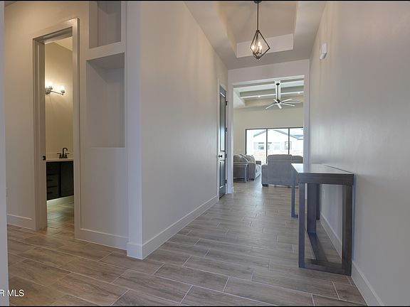5th image of 14528 Tierra Resort Ave