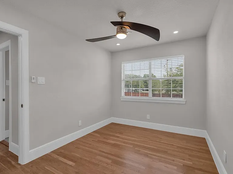 7190 Hickory St — Photo 20