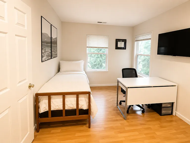 N Sierra Duplex — Photo 20