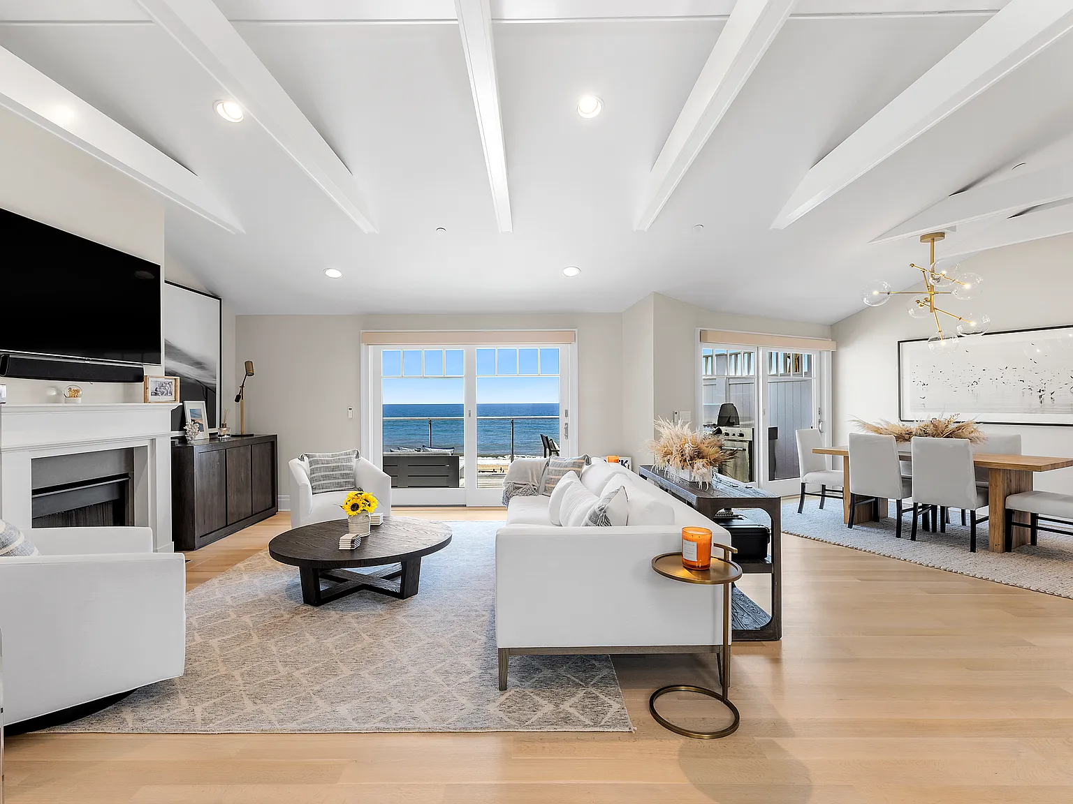 The Residences At Gurneys - Beautiful Oceanfront Retreat — Photo 3