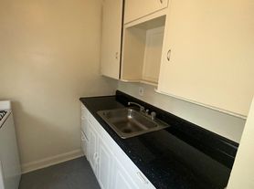 8306 Garland Ave, Takoma Park, MD