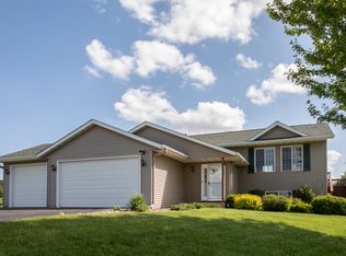 1633 87th Ave, Hammond, WI 54015