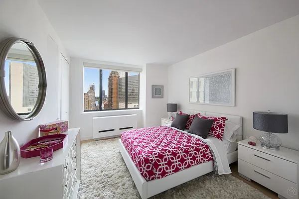 Sold by Halstead Real Estate | media 9