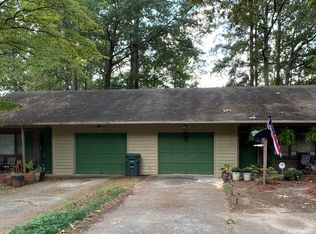 220 Kimberly Way SW, Marietta, GA 30064