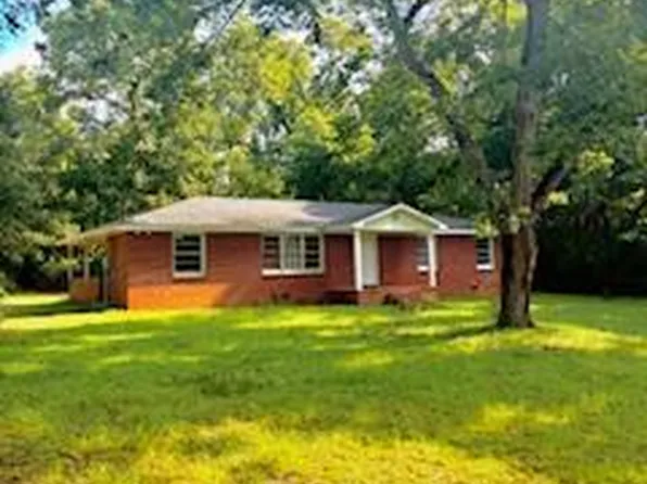 2101 Stanley Dr, Albany, GA 31721