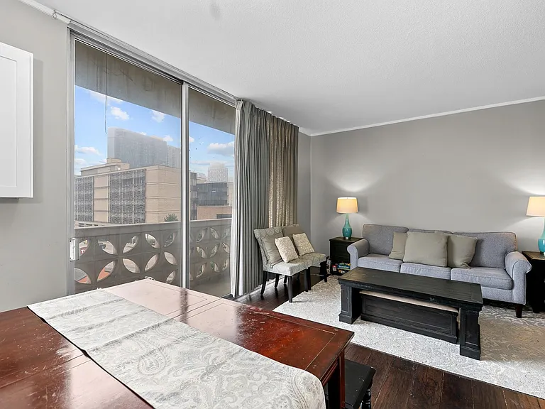 1801 Lavaca St #4C — Photo 15