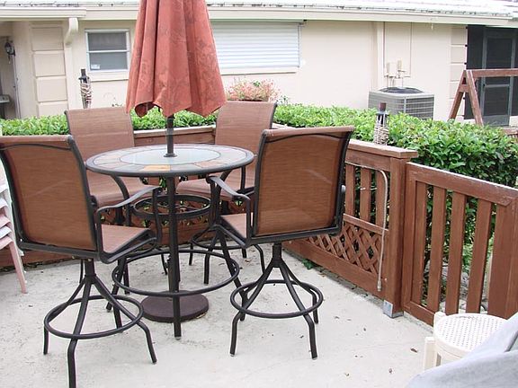 3rd image of 316 Dante Dr #316