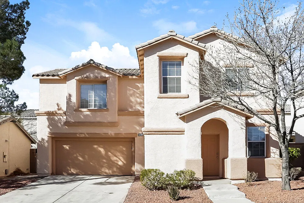 3 bed, 2.5 bath, 1598 sqft, $3,500 — Photo 1