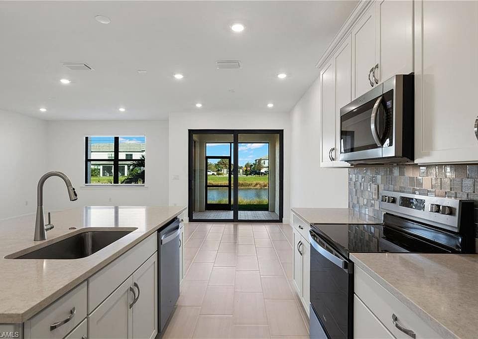 1st image of 4267 Sonoma Oaks Cir