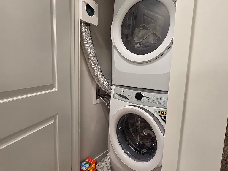 824 Woolwich St #164 — Photo 4