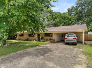 216 Collins Ave, Longview, TX 75605