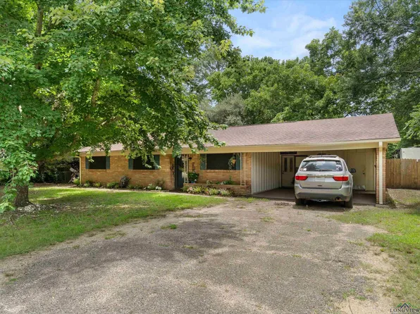 216 Collins Ave, Longview, TX 75605