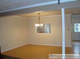 376 Kenley Rd, Virginia Beach, VA 23462