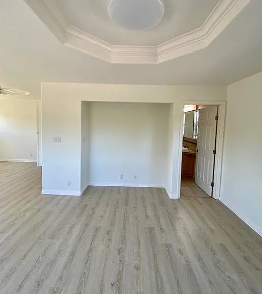 4987 Northlawn Dr — Photo 13