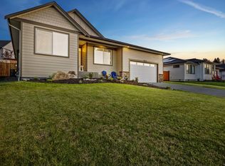 3381 Marygrove Dr, Courtenay, BC V9N0E7
