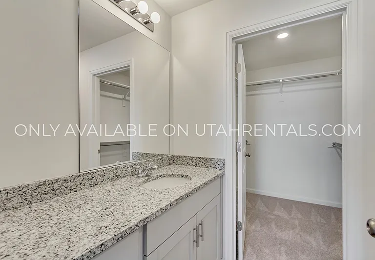 238 N Colonnade Rd — Photo 13