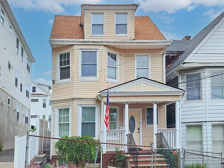 175 Delavan Ave — Photo 1