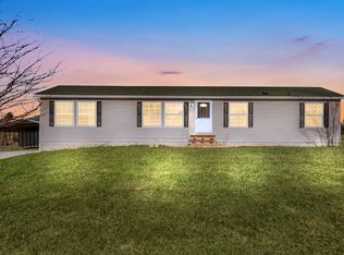 1564 NW Grow Rd, Stanton, MI 48888