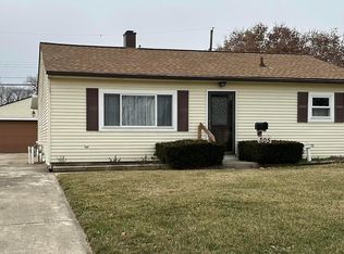 305 Madison Dr W, West Jefferson, OH 43162