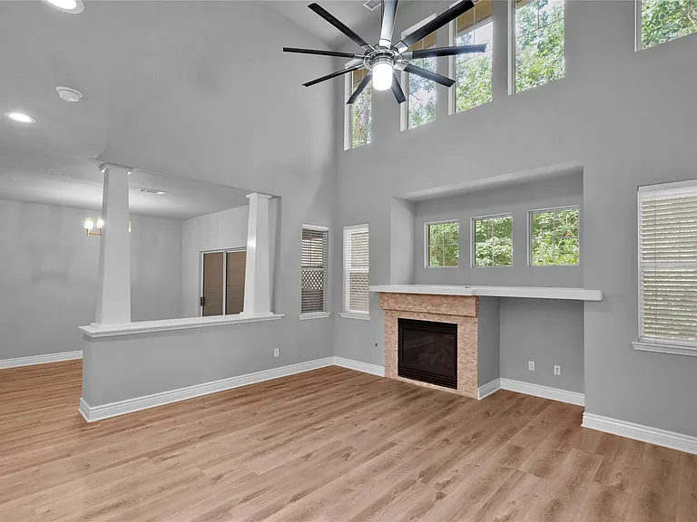 63 Woodlily Pl — Photo 5
