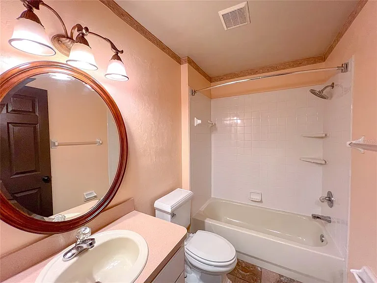 4112 NW 16th Dr — Photo 11