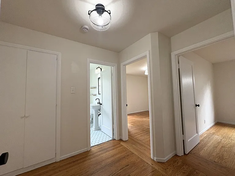 1023 Embarcadero Rd — Photo 12