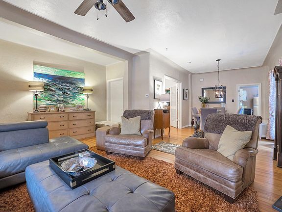 3rd image of 522 N Ogden St APT 1
