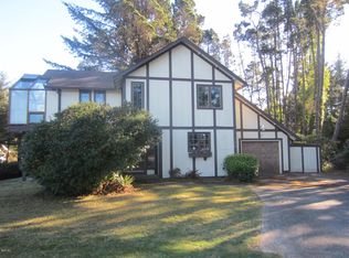 170 SW Cliff St, Depoe Bay, OR 97341