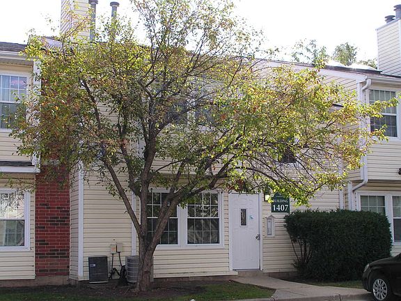 2nd image of 1407 E Wyndham Cir APT 102