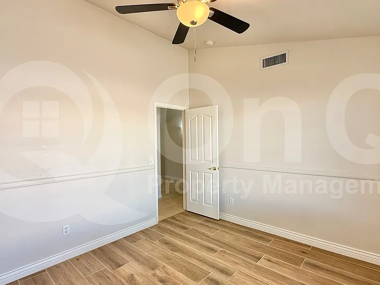682 N Butte Ave — Photo 17